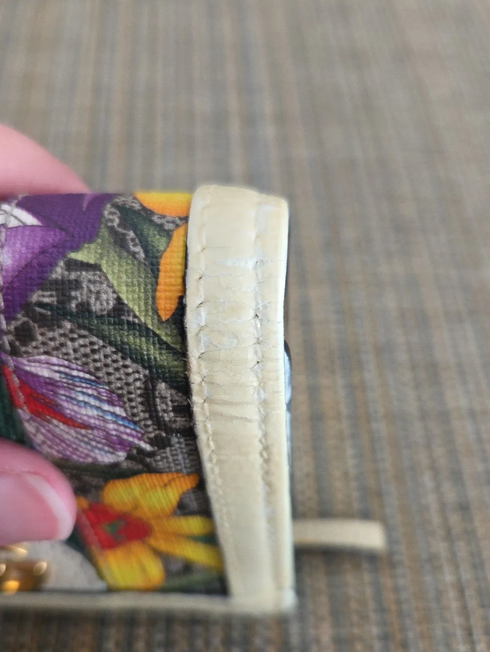 Gucci Flora Ophidia Supreme Wallet in Ivory with Green/Red Web